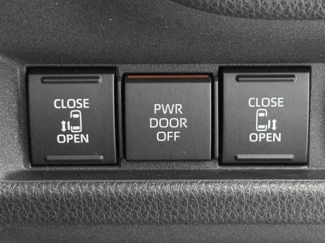 シエンタ ハイブリッドＧ　サポカー　地デジテレビ　ドライブレコーダー　メモリナビ　クルーズコントロール　Ｗ電動ドア　ＬＥＤ　ＶＳＣ　ＥＴＣ　キーフリー　ミュージックプレイヤー接続可　３列シート　アイドリングストップ　ＡＢＳ（12枚目）