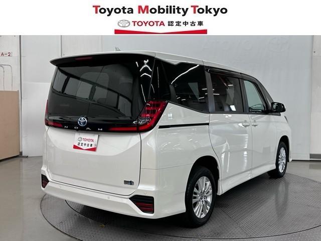 ノア ハイブリッドＳ－Ｇ　クルーズコントロール　フルセグＴＶ　Ｗエアコン　両側パワースライドドア　ＤＶＤ　ＬＥＤライト　ワンオーナー　ＥＴＣ　バックカメラ　メモリーナビ　４ＷＤ　スマートキー　衝突被害軽減システム　３列シート（2枚目）