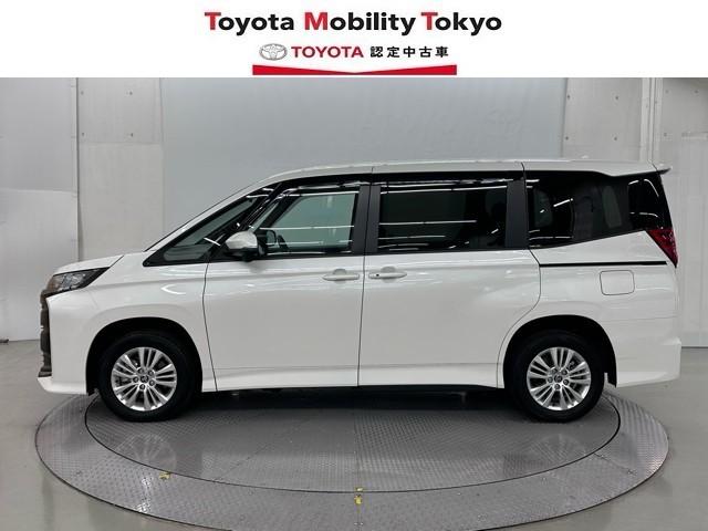 ノア ハイブリッドＳ－Ｇ　クルーズコントロール　フルセグＴＶ　Ｗエアコン　両側パワースライドドア　ＤＶＤ　ＬＥＤライト　ワンオーナー　ＥＴＣ　バックカメラ　メモリーナビ　４ＷＤ　スマートキー　衝突被害軽減システム　３列シート（3枚目）