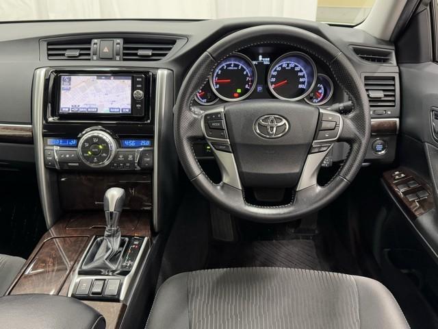 マークＸ ２５０Ｇ　ＤＶＤ再生機能　ＡＡＣ　キーレスエントリー　ＡＵＸ　Ｓキー　オートクルーズ　イモビ　パワーウインド　ＰＳ　エアバック　ドラレコ　サイドエアバッグ　ＡＢＳ　パワーシート　ナビＴＶ　Ｗエアバッグ　ＥＴＣ（4枚目）