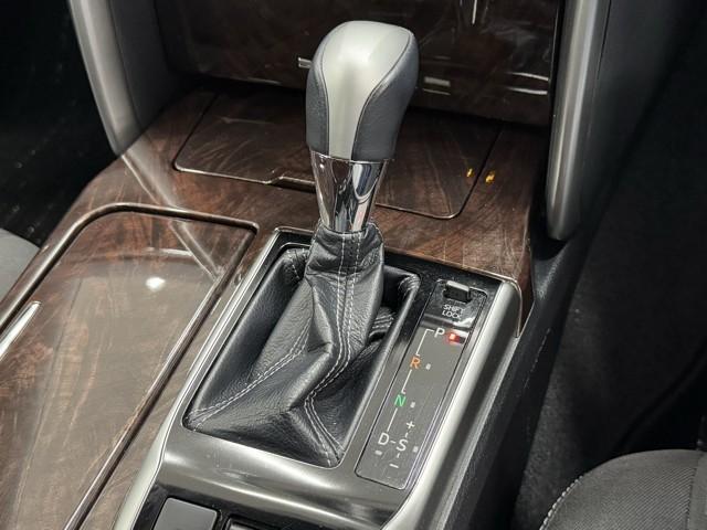 マークＸ ２５０Ｇ　ＤＶＤ再生機能　ＡＡＣ　キーレスエントリー　ＡＵＸ　Ｓキー　オートクルーズ　イモビ　パワーウインド　ＰＳ　エアバック　ドラレコ　サイドエアバッグ　ＡＢＳ　パワーシート　ナビＴＶ　Ｗエアバッグ　ＥＴＣ（13枚目）