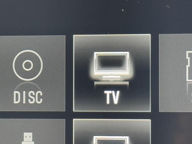 ノア ハイブリッドG Rカメラ スマートキー&プッシュスタート LEDへッドライト 地デジ イモビライザー 記録簿有 Wエアコン パワーウインドウ アルミ クルコン エアバッグ 横滑り防止 DVD再生機能 フルフラット(8枚目)