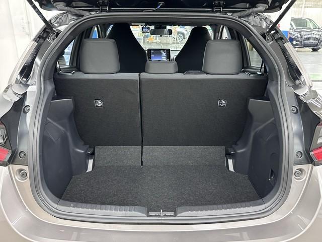 ヤリス G 点検記録簿 Bカメラ エアコン 地デジ スマートキー&プッシュスタート ドライブレコーダー LEDヘッド イモビ 横滑り防止システム クルーズC ABS パワーウィンドウ パワーステアリング TV(17枚目)