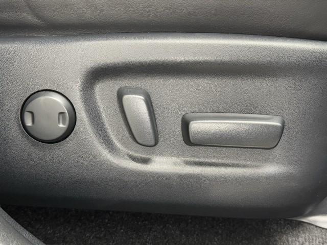 ハリアー プレミアム　ワンオーナ　大型サンルーフ　カーテンエアバッグ　クルーズＣ　記録簿あり　Ｂカメラ　電動パワーシート　ＬＥＤライト　メモリナビ　横滑り防止機能　オートエアコン　Ａストップ　エアバッグ　ＡＷ　ＤＶＤ再生可（15枚目）