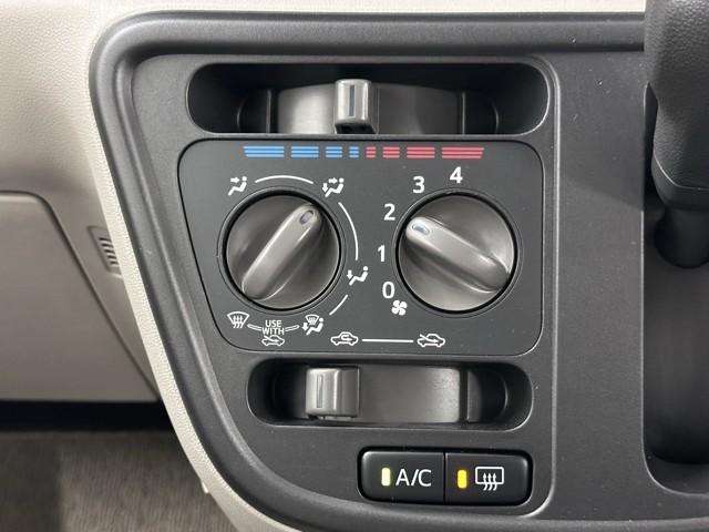 パッソ X S 衝突回避支援システム 盗難防止システム キーフリーシステム デュアルエアバック スマートキー iストップ ESC エアバック付き パワーウィンドウ ABS エアコン パワーステアリング(6枚目)