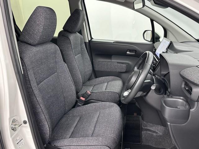 シエンタ ハイブリッドZ TSS エアバック アルミ キーレスエントリー ナビTV イモビライザー 整備記録簿 バックモニター LEDヘッドライト ETC車載器 横滑り防止 スマートキー オートエアコン サイドエアバッグ(16枚目)