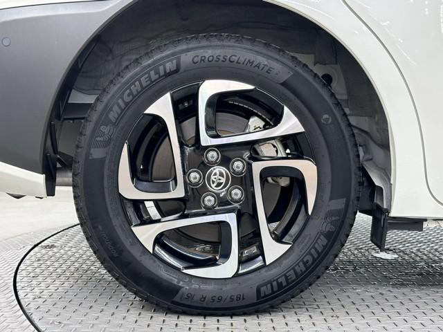 シエンタ ハイブリッドZ TSS エアバック アルミ キーレスエントリー ナビTV イモビライザー 整備記録簿 バックモニター LEDヘッドライト ETC車載器 横滑り防止 スマートキー オートエアコン サイドエアバッグ(19枚目)