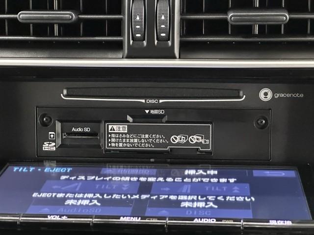 ランドクルーザープラド TX LEDランプ リアカメラ ABS付き 盗難防止装置 アルミホイール オートクルーズコントロール 3列 ドライブレコーダ ワンオナ メモリーナビ キーレス メディアプレイヤー接続 サイドエアバッグ(9枚目)