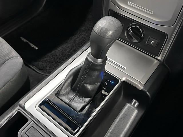 ランドクルーザープラド TX LEDランプ リアカメラ ABS付き 盗難防止装置 アルミホイール オートクルーズコントロール 3列 ドライブレコーダ ワンオナ メモリーナビ キーレス メディアプレイヤー接続 サイドエアバッグ(11枚目)