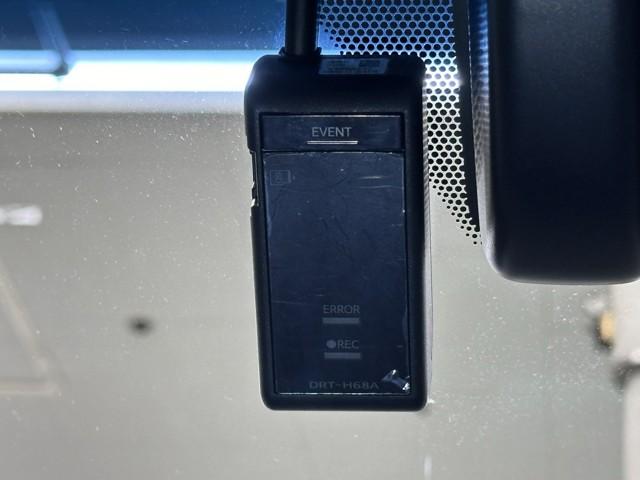 ハリアーハイブリッド Z AC100V電源 地上デジタル 衝突被害軽減 サイドエアバッグ LEDランプ Bモニタ クルコン ナビTV アイドリングストップ 横滑り防止装置 スマートキー 盗難防止システム ABS アルミ AAC(12枚目)