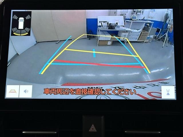 ヴォクシー ハイブリッドＳ－Ｚ　パワーウィンドウ　ＤＶＤ再生機能　インテリキー　横滑防止装置　地デジＴＶ　アクティブクルーズコントロール　フルオートエアコン　リアカメラ　エアバッグ　ＡＢＳ　１００Ｖ充電　ナビＴＶ　ＷＡＣ　キーレス（6枚目）