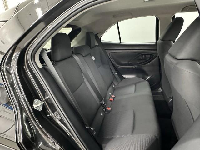 ヤリスクロス Ｇ　ＥＴＣ装備　リヤカメラ　点検記録簿　スマートエントリー　イモビライザー　オートエアコン　アルミホイール　キーレス　パワーウィンドウ　クルコン　ＡＢＳ　ドライブレコーダー　エアバッグ　パワーステアリング（15枚目）