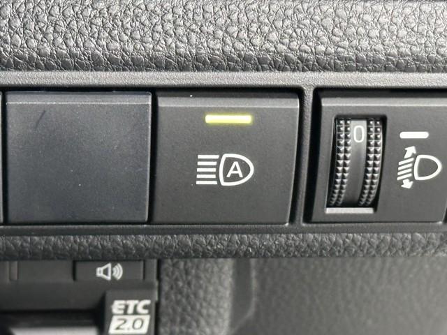 カローラツーリング ダブルバイビー　１オーナー　リアカメラ　横滑り防止　盗難防止　キーフリ－　整備記録簿　ＥＴＣ付　ＡＢＳ　ＬＥＤライト　パワステ　パワーウィンドウ　アルミ　メディアプレイヤー接続　ドライブレコーダー付　クルコン（13枚目）