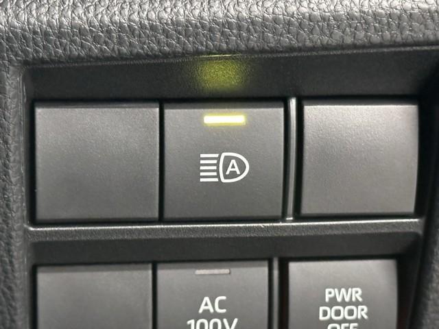 ヴォクシー ハイブリッドS-Z パワーウィンドウ DVD再生機能 インテリキー 横滑防止装置 地デジTV アクティブクルーズコントロール フルオートエアコン リアカメラ エアバッグ ABS 100V充電 ナビTV WAC キーレス(13枚目)
