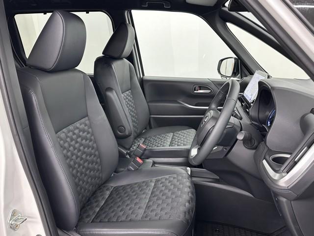 ヴォクシー ハイブリッドS-Z パワーウィンドウ DVD再生機能 インテリキー 横滑防止装置 地デジTV アクティブクルーズコントロール フルオートエアコン リアカメラ エアバッグ ABS 100V充電 ナビTV WAC キーレス(16枚目)