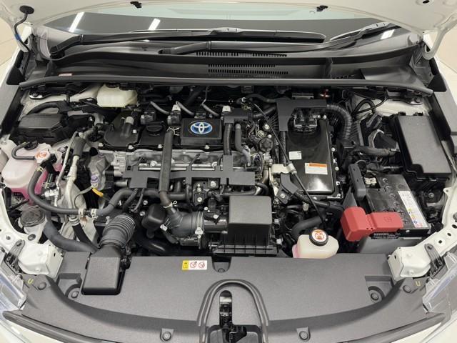 カローラ ハイブリッド　Ｓ　スマートキ　ｉストップ　横滑り防止機能　ＬＥＤヘッドライト　ミュージックプレイヤー接続可　盗難防止装置　キーレス　オートエアコン　クルコン　リヤカメラ　メモリナビ　パワーステアリング　ＡＷ　ＡＢＳ（19枚目）