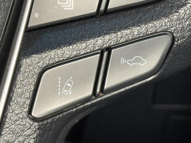 ヴェルファイア ２．５Ｚ　ゴールデンアイズ　ＥＴＣ付き　サンルーフ　ナビ　１オーナー　Ｂカメラ　両側自動ドア　Ｄレコ　ＡＣ１００Ｖ　オートクルーズ　メモリーナビ　ＬＥＤヘッドランプ　アルミ　３列シート　ミュージックプレイヤー接続可　キーレス（10枚目）