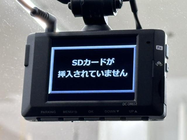 アクア Ｇ　ワンオーナ　ＶＳＣ　衝突軽減ブレーキ　メモリナビ　アイドルストップ　バックモニター　ＬＥＤ　クルーズコントロール　スマートキー　ＥＴＣ車載器　ＡＣ１００Ｖ　ドライブレコーダー　ナビ　パワーウィンドウ（11枚目）
