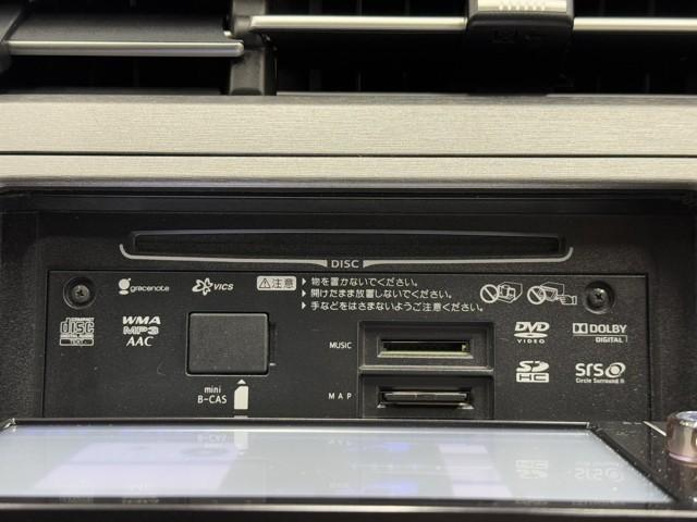 プリウス Sツーリングセレクション アイドリングST スマキ- Bカメ 地デジフルセグ 整備記録簿 サイドエアバッグ アルミ装備 イモビライザー メモリ-ナビ キーレス Wエアバック LEDランプ 横滑り防止機能 パワステ エアB(9枚目)