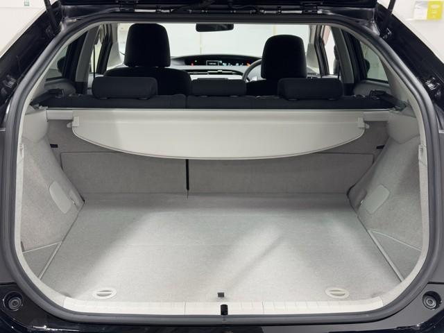 プリウス Sツーリングセレクション アイドリングST スマキ- Bカメ 地デジフルセグ 整備記録簿 サイドエアバッグ アルミ装備 イモビライザー メモリ-ナビ キーレス Wエアバック LEDランプ 横滑り防止機能 パワステ エアB(16枚目)