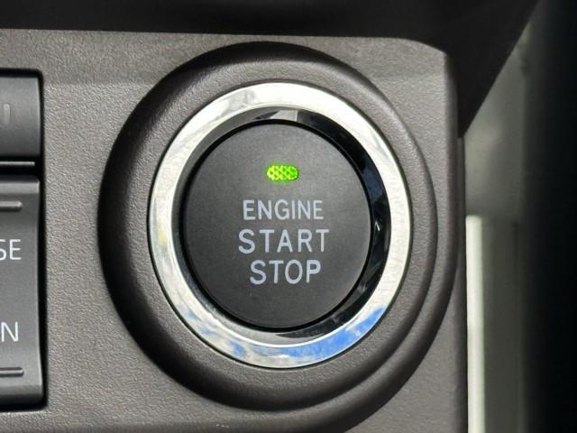 ルーミー Ｇ　追突軽減ブレーキ　パワステ　Ａストップ　ＬＥＤライト　Ｒカメラ　記録簿付　横滑り防止システム　ドライブレコーダー　エアバック　セキュリティーアラーム　パワーウィンドウ　運転席助手席エアバック　ＤＶＤ（12枚目）