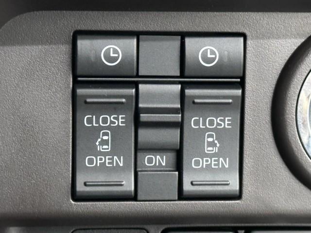 ルーミー Ｇ　追突軽減ブレーキ　パワステ　Ａストップ　ＬＥＤライト　Ｒカメラ　記録簿付　横滑り防止システム　ドライブレコーダー　エアバック　セキュリティーアラーム　パワーウィンドウ　運転席助手席エアバック　ＤＶＤ（14枚目）