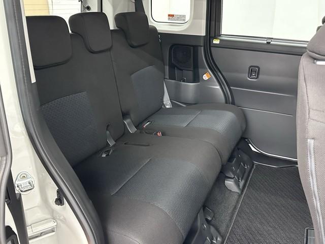 ルーミー Ｇ　追突軽減ブレーキ　パワステ　Ａストップ　ＬＥＤライト　Ｒカメラ　記録簿付　横滑り防止システム　ドライブレコーダー　エアバック　セキュリティーアラーム　パワーウィンドウ　運転席助手席エアバック　ＤＶＤ（17枚目）