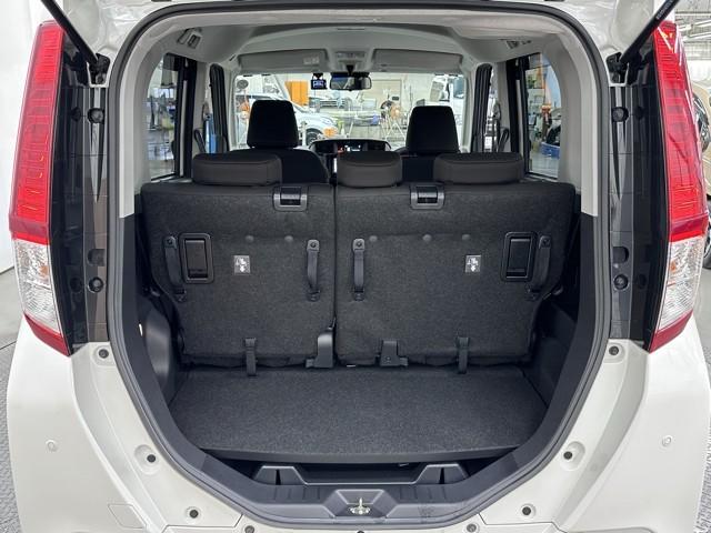 ルーミー Ｇ　追突軽減ブレーキ　パワステ　Ａストップ　ＬＥＤライト　Ｒカメラ　記録簿付　横滑り防止システム　ドライブレコーダー　エアバック　セキュリティーアラーム　パワーウィンドウ　運転席助手席エアバック　ＤＶＤ（18枚目）