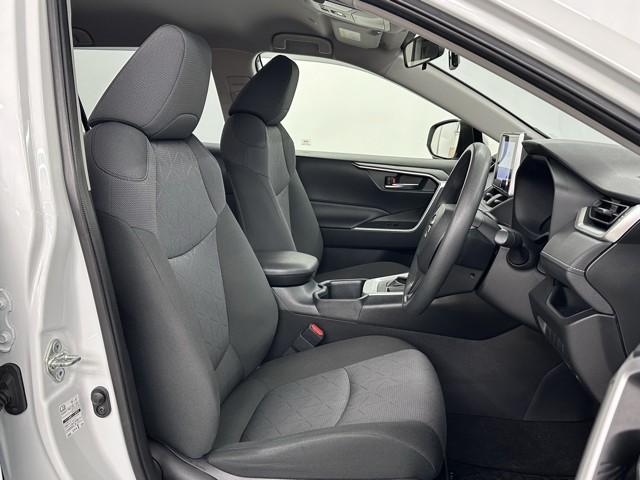 ＲＡＶ４ Ｘ　フルセグテレビ　点検記録簿　ドライブレコーダー　ミュージックプレイヤー接続可　バックカメラ　クルコン　スマートキー　ＥＴＣ　４ＷＤ　盗難防止装置　カーテンエアバッグ　ＡＢＳ　キーフリ　エアバッグ（16枚目）