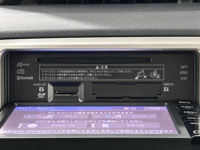 ヴィッツ Ｆ　衝突被害軽減装置　アイドリングストップ車　パワーウィンドウ　エアバック　Ｗエアバック　エアコン　横滑り防止装置　キーレスキー　整備記録簿　パワステ　ワンセグＴＶ　ナビ・ＴＶ　メモリーナビゲーション（8枚目）