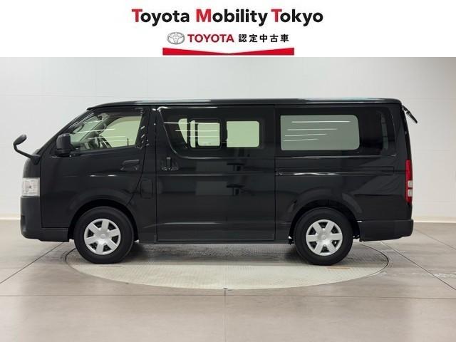 ハイエースバン ＤＸ　プリクラッシュセーフティ　メンテナンスノート　ドラレコ　エアバック　フルセグＴＶ　リモコンキー　パワーステアリング　セキュリティーアラーム　ミュージックプレイヤー接続可　メモリナビ　ＤＶＤ　ナビ＆ＴＶ（3枚目）