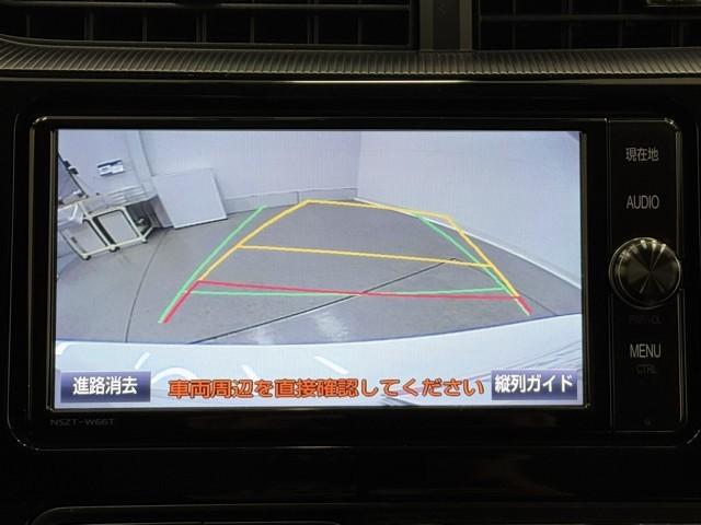 アクア Ｓスタイルブラック　運転席助手席エアバック　セキュリティアラーム　バックモニタ　アイドルストップ　スマートエントリー　定期点検記録簿　横滑防止　ＡＵＸ接続　ＴＶナビ　Ｄレコ　地デジＴＶ　アルミホイール　ＰＷ　ＡＢＳ（6枚目）