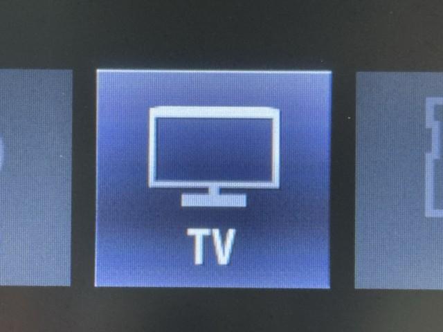 アクア Ｓスタイルブラック　運転席助手席エアバック　セキュリティアラーム　バックモニタ　アイドルストップ　スマートエントリー　定期点検記録簿　横滑防止　ＡＵＸ接続　ＴＶナビ　Ｄレコ　地デジＴＶ　アルミホイール　ＰＷ　ＡＢＳ（7枚目）