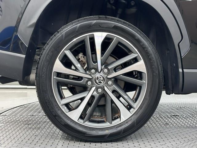 �A���~�z�C�[���ł��B�@�H�ʂɗ͂�`����z�C�[�������͓��ɖڗ����܂���ˁB�@�z�C�[���ЂƂŎԂ̃C���[�W���傫���ς��܂��ˁB