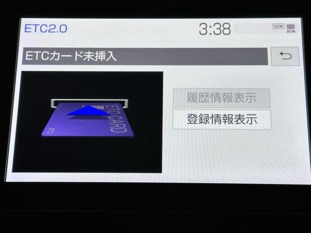 カムリ Ｇレザーパッケージ　点検記録簿　誤発進抑制　カーテンエアバッグ　電動シ－ト　オートエアコン　黒革シート　ＬＥＤランプ　盗難防止装置　ドライブレコーダ　エアバッグ　パワーウインドウ　オートクルーズ　ＡＢＳ　メモリ－ナビ（8枚目）