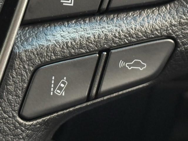 ���[�_�[�N���[�Y�R���g���[���ł��B�@�O�̎ԂƂ̋��������[�_�[�ő�����̎Ԋԋ����ɕۂ��Ă���܂���B�ڍׂ̓X�^�b�t�܂ŁB