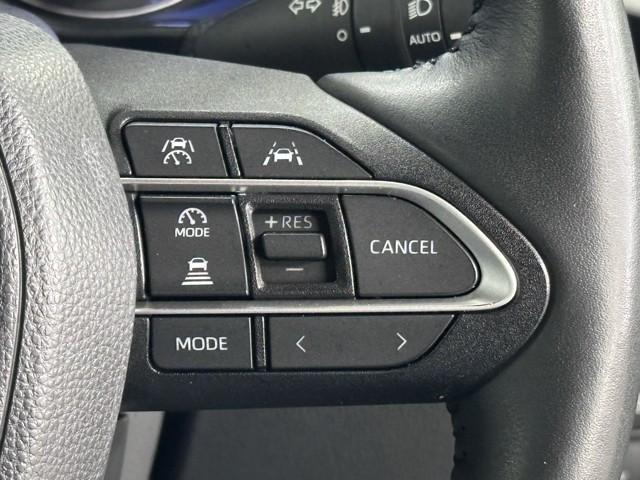 ノア ハイブリッドＳ－Ｚ　スマートキ　助手席エアバッグ　クルコン　ＥＴＣ車載器　アイドリングストップ　ＤＶＤ　ＬＥＤライト　メモリーナビ　パワステ　メディアプレイヤー接続　３列シート　Ｗエアコン　エアコン　横滑防止装置　ＡＢＳ（12枚目）