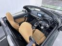 スポーティームード溢れる運転席周りですね。 クイックなドライビングに対応できるよな運転席回りになっています。 ドライブがますます楽しくなりますね!