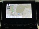 ナビゲーション付です。 ナビがあると便利、ラクラク何処でもいけます。 ナビが有るのと無いのとでは大きな違いですね。