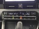 ハイブリッドＳ－Ｚ　スマートキ　助手席エアバッグ　クルコン　ＥＴＣ車載器　アイドリングストップ　ＤＶＤ　ＬＥＤライト　メモリーナビ　パワステ　メディアプレイヤー接続　３列シート　Ｗエアコン　エアコン　横滑防止装置　ＡＢＳ（9枚目）