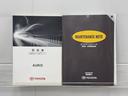 メンテナンスノート、取扱説明書ですね。　車の情報が凝縮されています。　車の整備記録が記載されている大事な物ですよ。