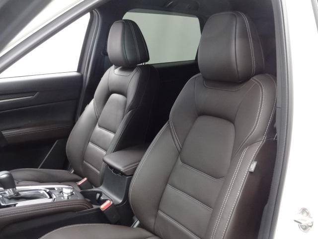ＣＸ－５ ２．２　ＸＤ　エクスクルーシブ　モード　ディーゼルターボ　ＩＲカットガラス（フロントガラス／フロントドアガラス）　自動防眩ルームミラー　ハンズフリー機能付きパワーリフトゲート　助手席パワーシート　リアシートヒーター　ＢＯＳＥサウンドシステム　高輝度ダーク塗装（9枚目）