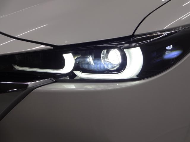 ＣＸ－５ ２．２　ＸＤ　エクスクルーシブ　モード　ディーゼルターボ　ＩＲカットガラス（フロントガラス／フロントドアガラス）　自動防眩ルームミラー　ハンズフリー機能付きパワーリフトゲート　助手席パワーシート　リアシートヒーター　ＢＯＳＥサウンドシステム　高輝度ダーク塗装（31枚目）