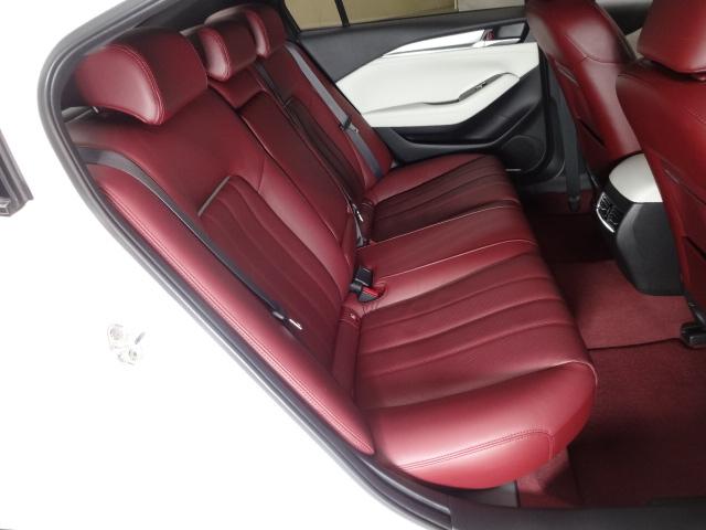 ＭＡＺＤＡ６セダン ２．５　２５Ｓ　１００周年特別記念車　創立１００周年スペシャルロゴ　３６０°ビューモニター　ＣＤ／ＤＶＤ＋地デジチューナー　マツダコネクトナビ　ＥＴＣ　（10枚目）