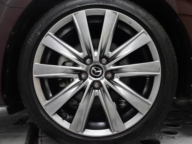 ＭＡＺＤＡ６ワゴン ２．２　ＸＤ　２０ｔｈアニバーサリー　エディション　ディーゼ　アドバンストＳＣＢＳ（夜間歩行者検知機能付き）　ＡＴ誤発進抑制制御　車線逸脱警報システム　クルージング＆トラフィック・サポート（ＣＴＳ）　マツダ・レーダー・クルーズ・コントロール（ＭＲＣＣ）　３６０°（32枚目）