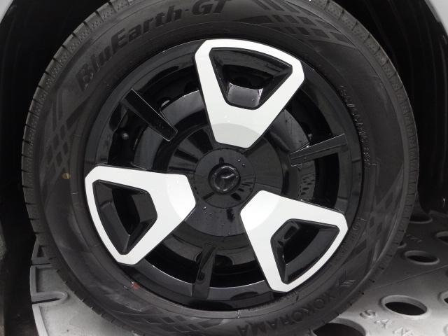 ＭＡＺＤＡ２ １．５　１５ＢＤ　４ＷＤ　ウォームコンフォートＰＫＧ　マツダコネクトＰＫＧ（車載通信機搭載）　３６０°セーフティＰＫＧ　セーフティクルーズＰＫＧ　地デジチューナー　３６０°カメラ　アダプティブクルーズコントロール　ＬＥＤライト（32枚目）