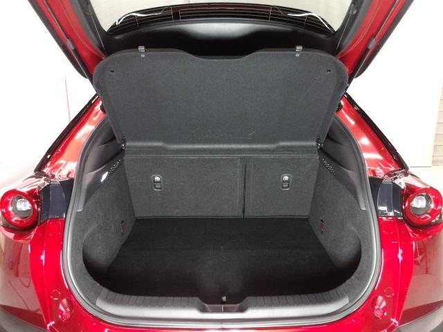 MX-30 2.0 モダン コンフィデンス シート:クロス+合成皮革グレー/ホワイト、クルージング・トラフィック・サポート(CTS)、アダプティブ・LED・ヘッドライト(ALH)、マツダ・ハーモニック・アコースティックス+8スピーカー、スマート(11枚目)