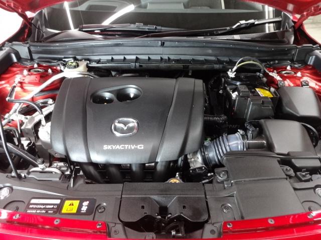 MX-30 2.0 モダン コンフィデンス シート:クロス+合成皮革グレー/ホワイト、クルージング・トラフィック・サポート(CTS)、アダプティブ・LED・ヘッドライト(ALH)、マツダ・ハーモニック・アコースティックス+8スピーカー、スマート(30枚目)