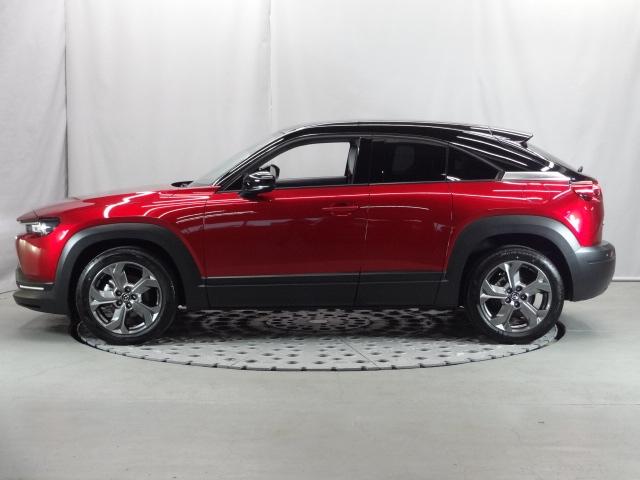 MX-30 2.0 モダン コンフィデンス シート:クロス+合成皮革グレー/ホワイト、クルージング・トラフィック・サポート(CTS)、アダプティブ・LED・ヘッドライト(ALH)、マツダ・ハーモニック・アコースティックス+8スピーカー、スマート(36枚目)