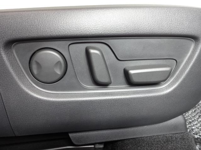 CX-60 3.3 XDハイブリッド エクスクルーシブ モダン ディーゼ 内装ピュアホワイト ドライバー異常時対応システム 純正20インチ切削加工ブラックメタリック塗装アルミホイール 360°ビュー 衝突軽減ブレーキ LEDライト オートハイビーム 追従式クルコン ETC(8枚目)